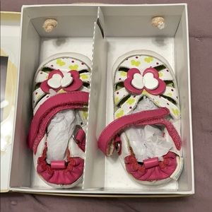 Robeez mini shoes us size 3 (6-9 months)